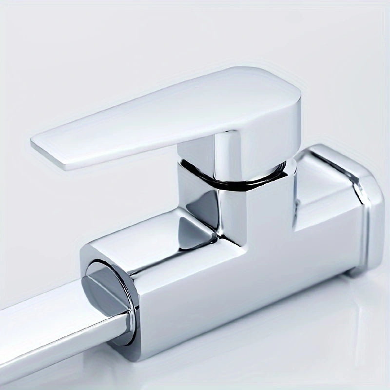 AquaHarvest Pro – Rotatable Faucet for Vegetable Sinks with Modern Design and Hot & Cold Water Control!